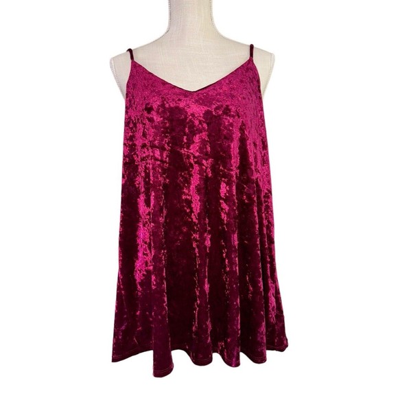 E.‎ Luna Crushed Velvet Cami Tank 2XL Top Red Plus New! Spaghetti Strap Stretch - Picture 1 of 8